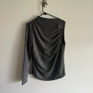 NWT size xxl TEREA silver metallic one sleeve blouse with ruched detail